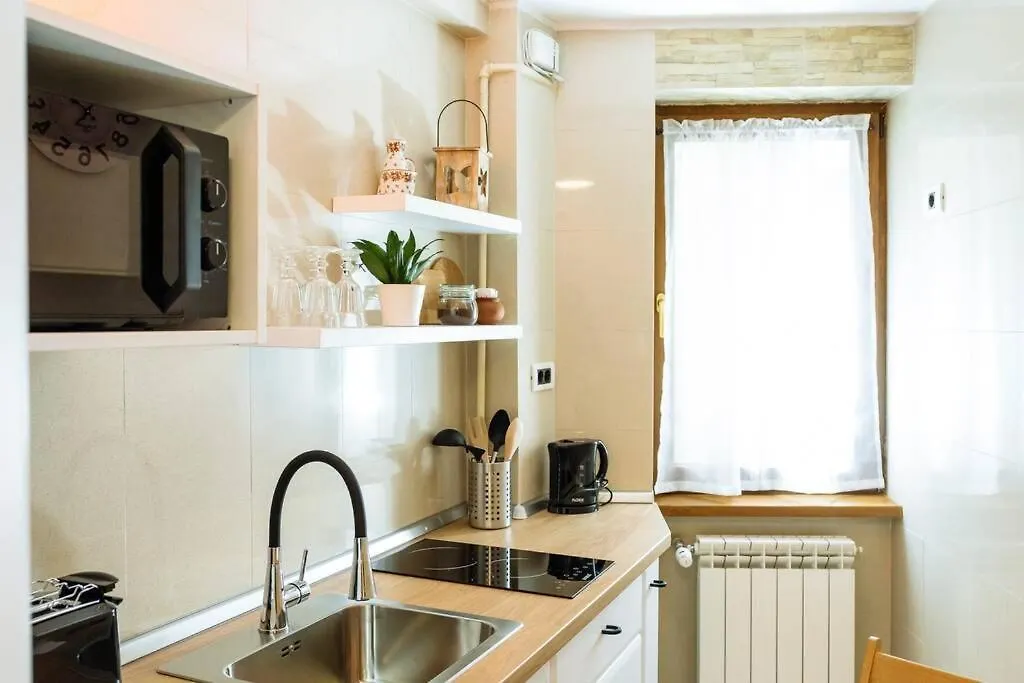 Studio With Private Terrace Next To Cismigiu Bucharest