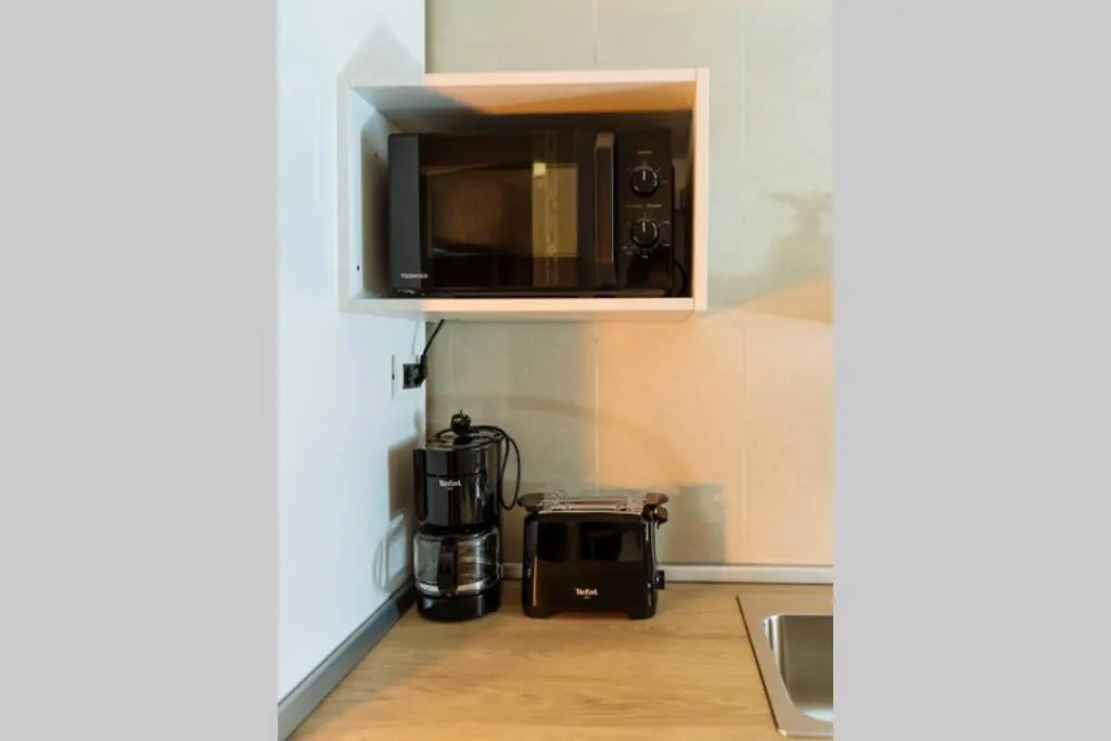 Studio With Private Terrace Next To Cismigiu Bucharest Apartment